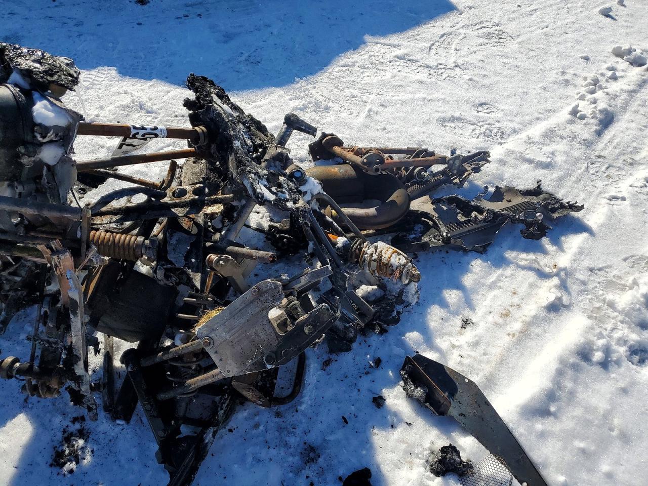 2000 ARCC Snowmobile VIN 4UF00SNW2YP209141 photo 5