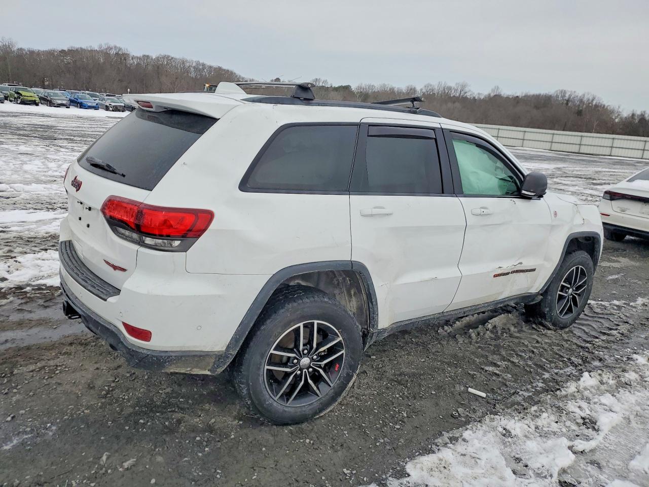 2018 JEEP Grand cher VIN 1C4RJFLG9JC221404 photo 3