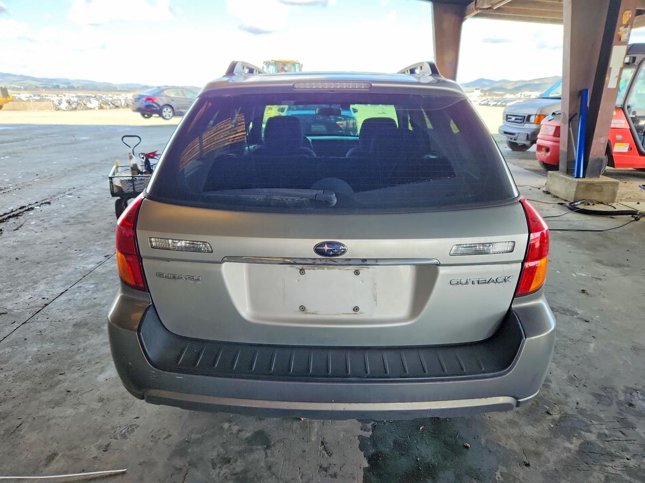 2007 Subaru Outback VIN 4S4BP61C377329675 photo 6
