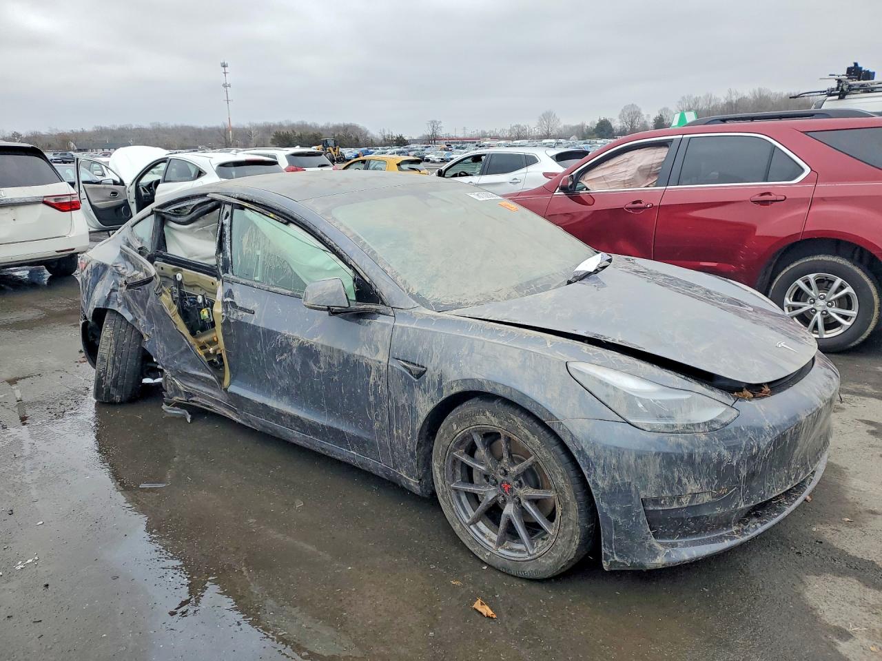 2023 Tesla Model 3 VIN 5YJ3E1EA4PF700170 photo 4
