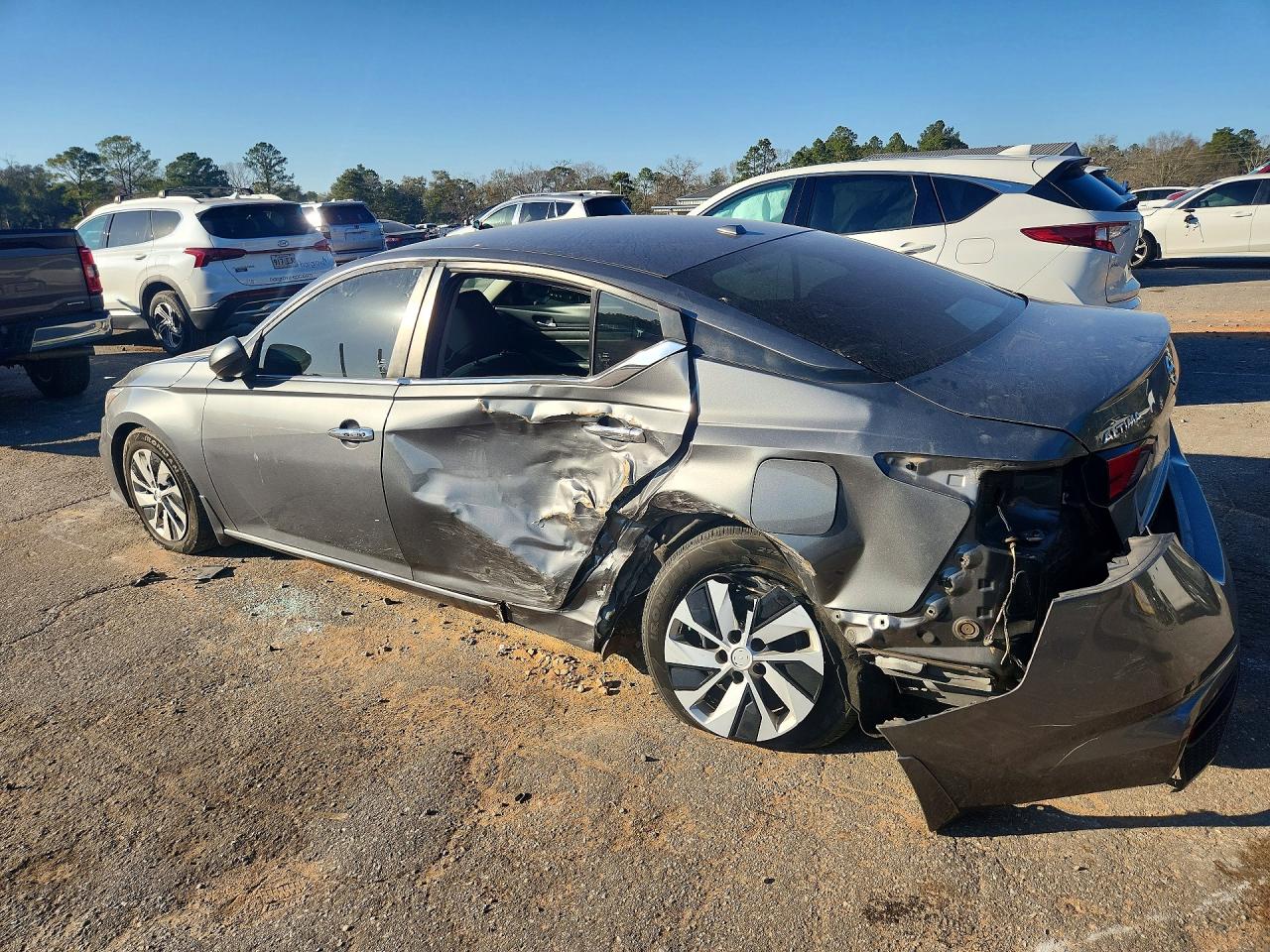 2020 Nissan Altima VIN 1N4BL4BV2LC179117 photo 2