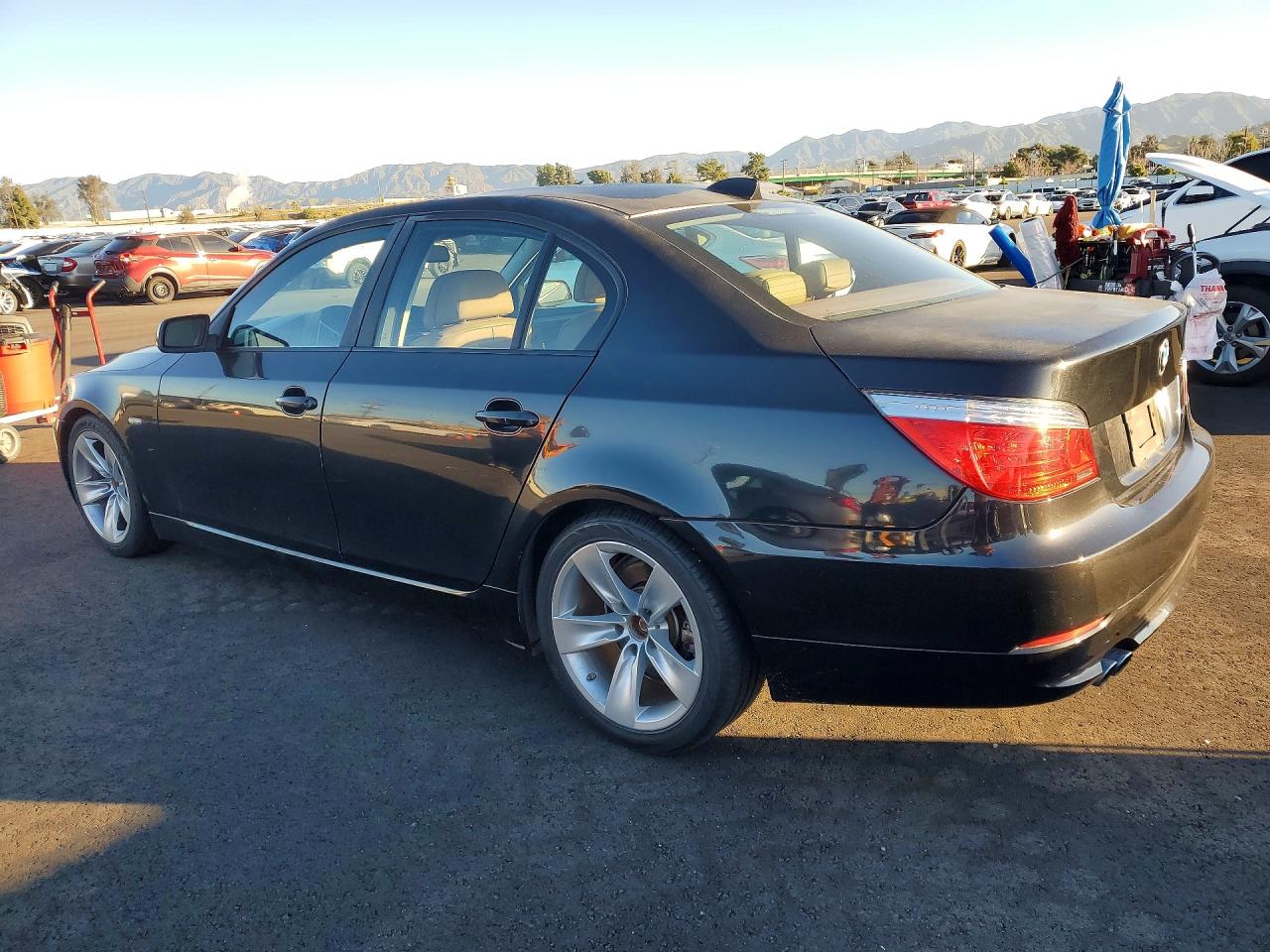 2010 BMW 5 series VIN WBANU5C59AC126448 photo 2