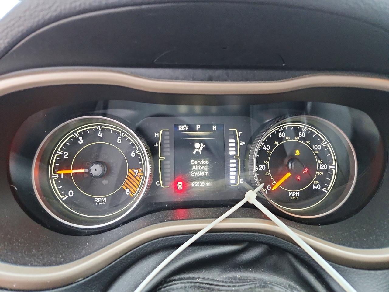 2015 Jeep Grand cher VIN 1C4PJMCS1FW739576 photo 9