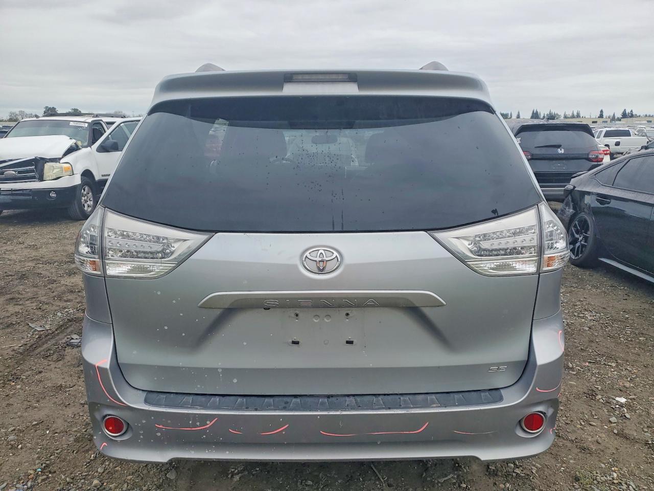 2015 Sienna VIN 5TDXK3DC7FS623961 photo 6