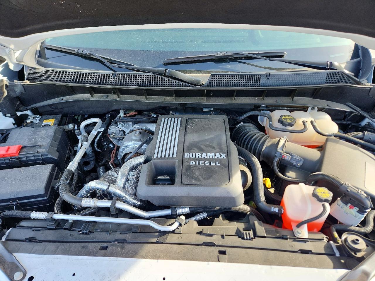2025 Chevrolet All models VIN 1GCUKGE85SZ270696 photo 11