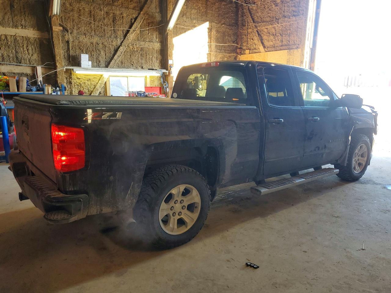 2018 Chev Silverado VIN 1GCVKREC7JZ198404 photo 3