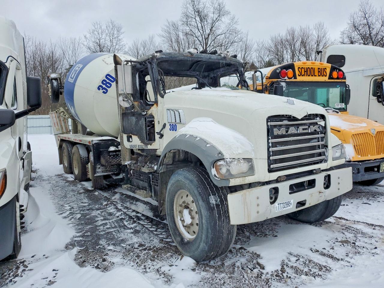 2019 MACK All other VIN 1M2GR2GC3KM003000 photo 1
