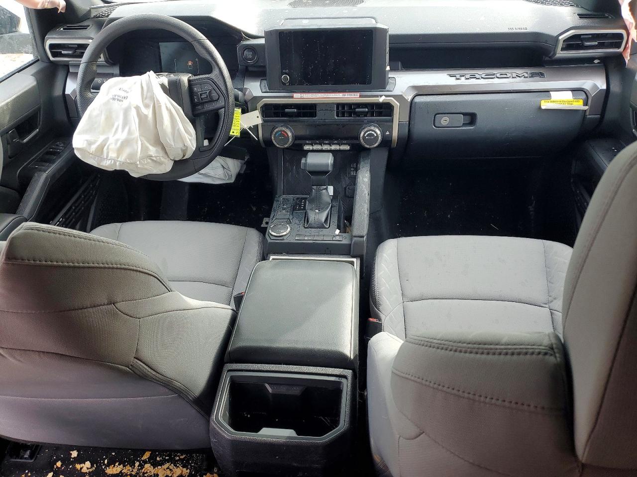 2026 Toyota Tacoma VIN 3TMKB5FN3TM058575 photo 8