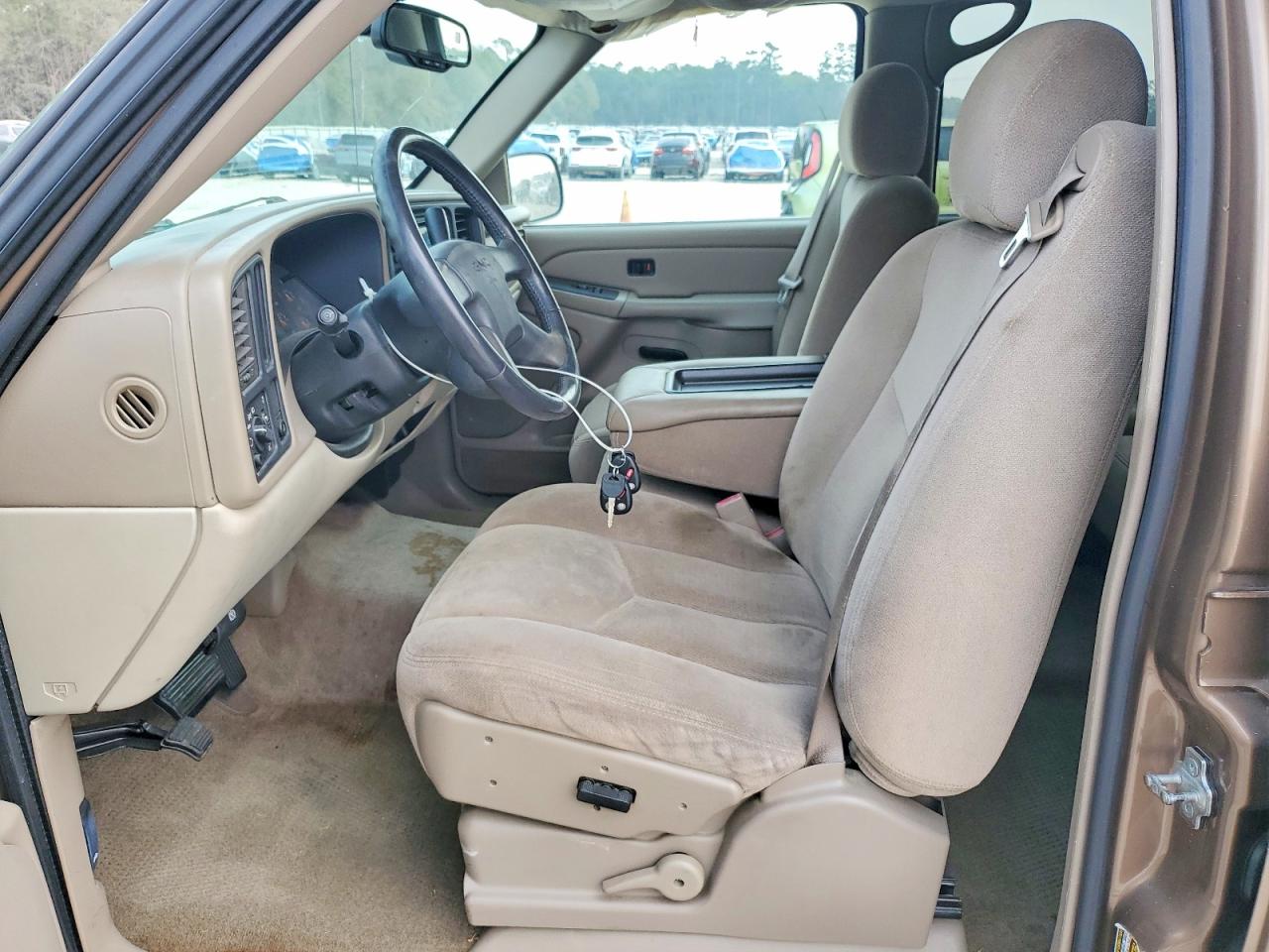 2004 GMC Yukon VIN 1GKEC13V94R265192 photo 7
