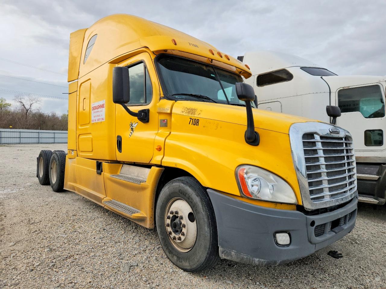2014 FREIGHTLINER All other VIN 1FUJGLDR8ELFJ6439 photo 1