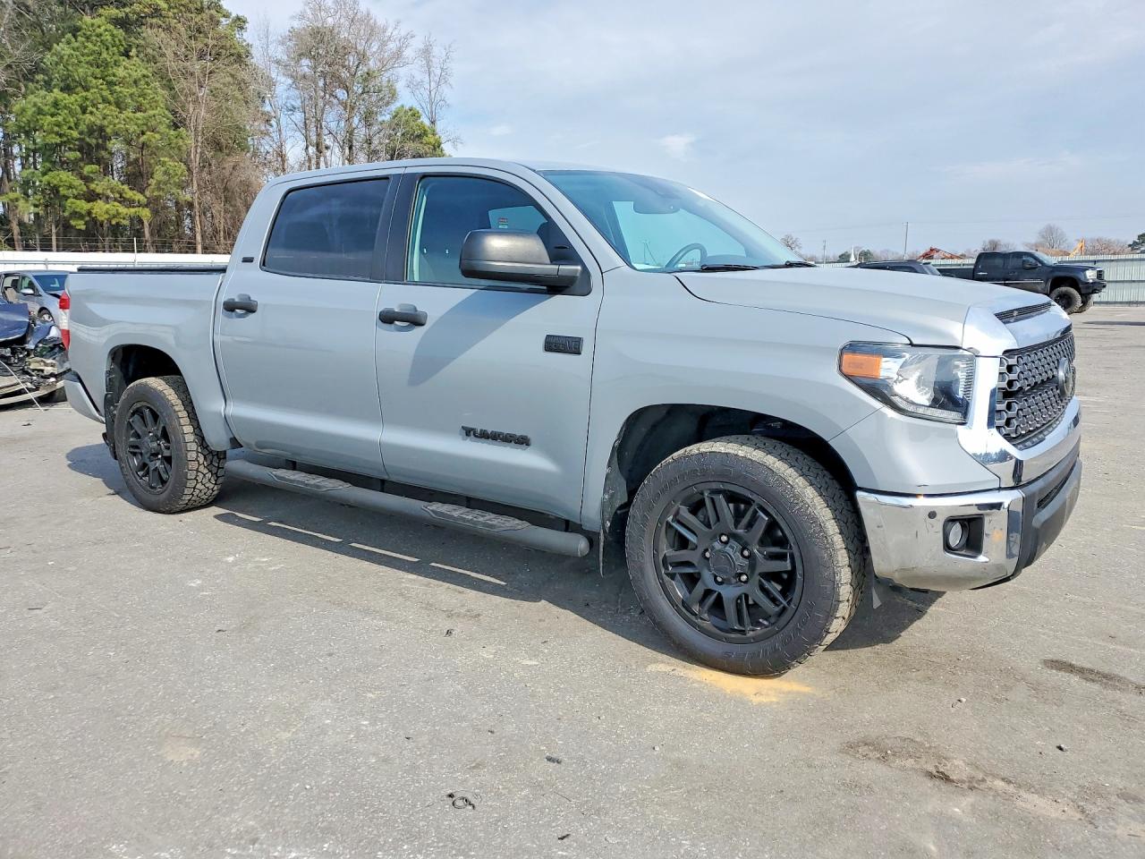 2021 Toyota Tundra VIN 5TFEY5F11MX298101 photo 4