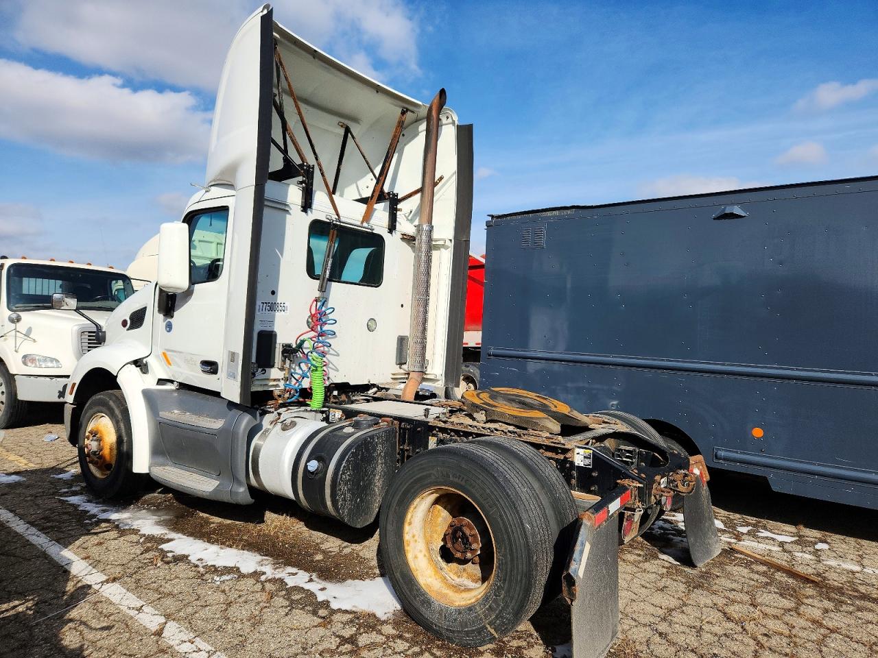 2016 PETERBILT All models VIN 1XPBA48X2GD339570 photo 3