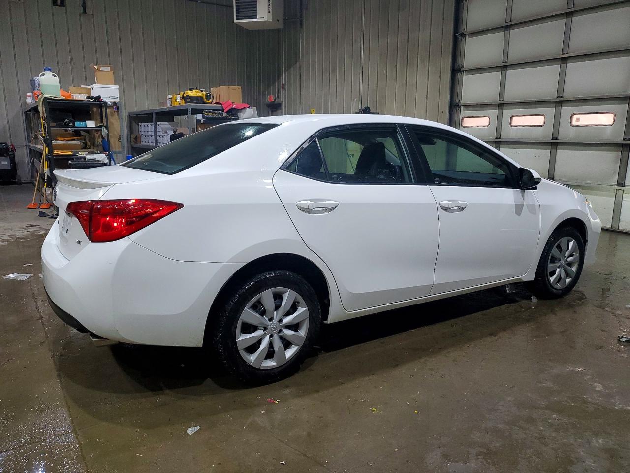 2017 TOYOTA Corolla VIN 5YFBURHE0HP617840 photo 3
