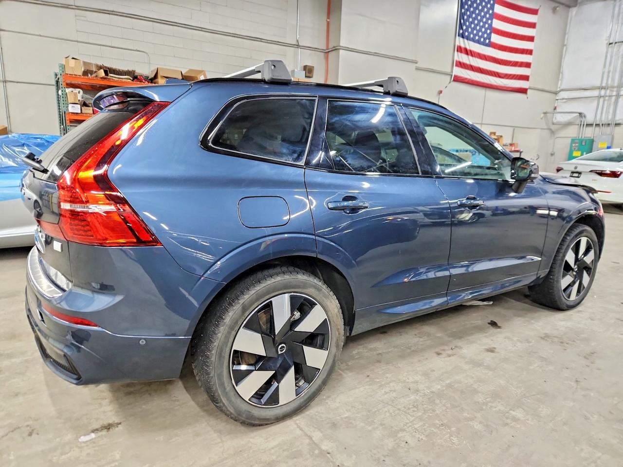2024 Volvo Xc60 VIN YV4H60DL3R1821541 photo 3