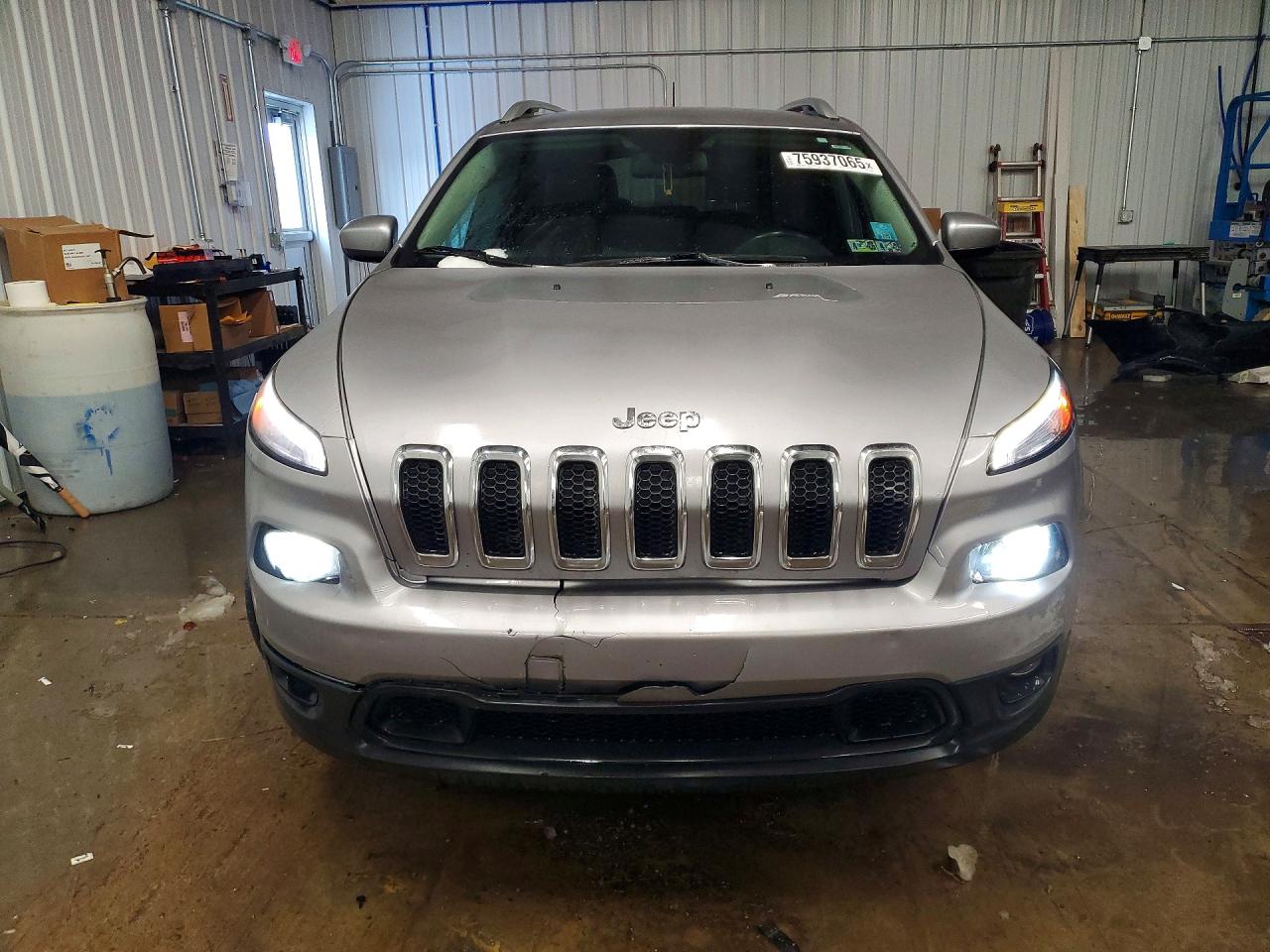 2018 Jeep Grand cher VIN 1C4PJMLB3JD601509 photo 5