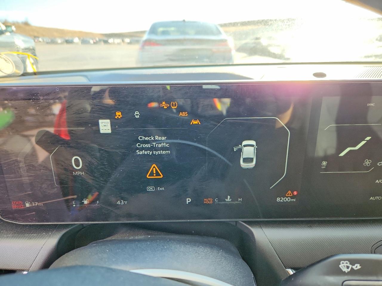 2025 Kia All other VIN 3KPFU4DEXSE030984 photo 9