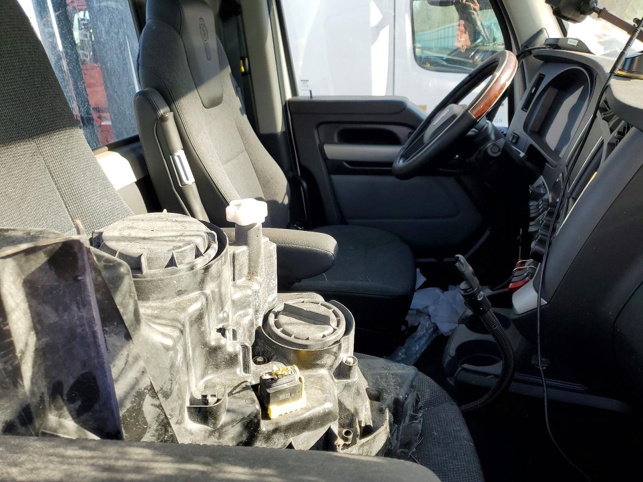 2026 KENWORTH All other VIN 1XKYD49X3TJ214241 photo 5