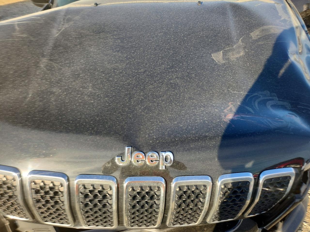 2019 Jeep Grand cher VIN 1C4PJLCBXKD249346 photo 12
