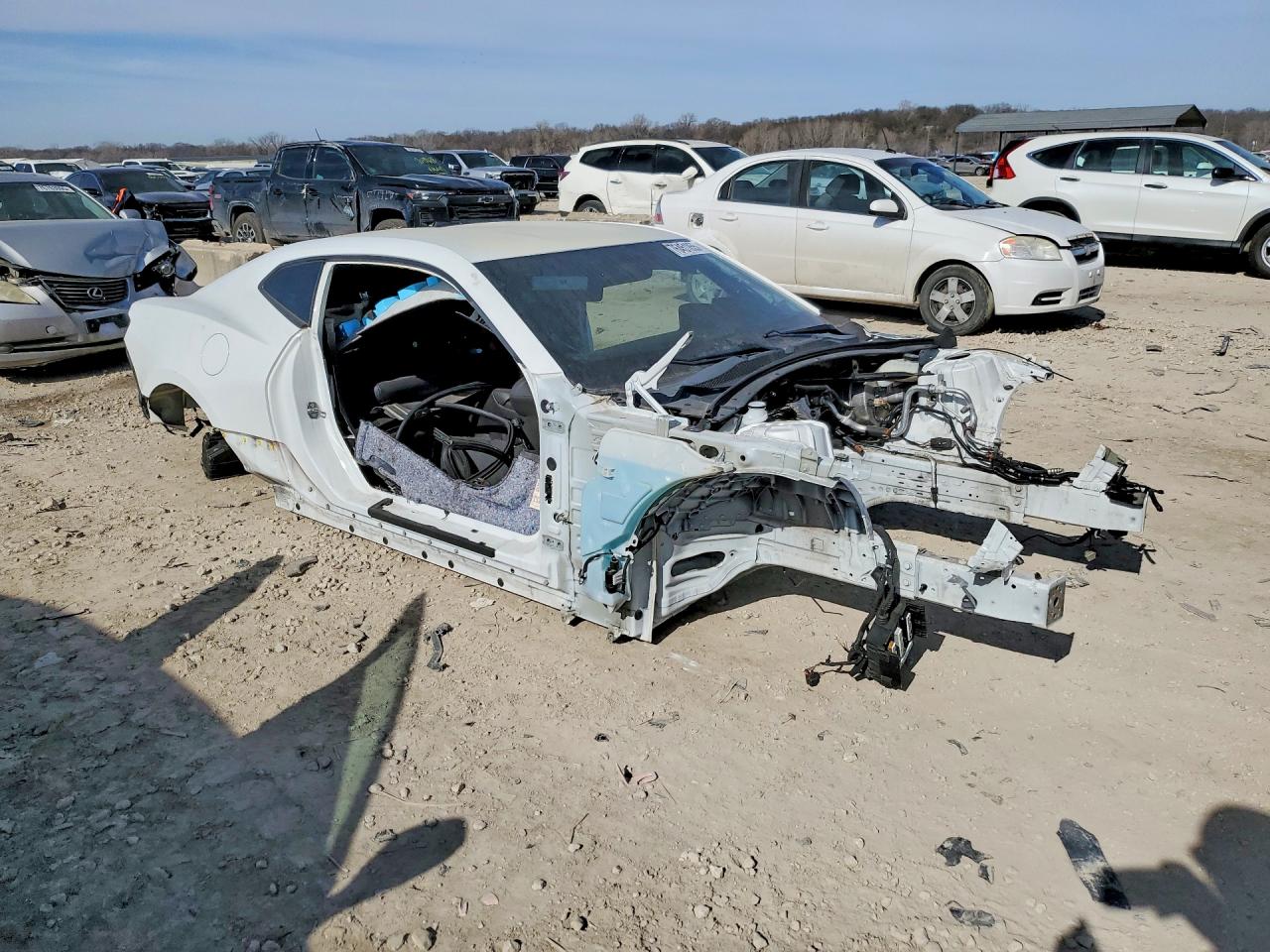 2018 CHEV Camaro VIN 1G1FJ1R61J0152545 photo 4