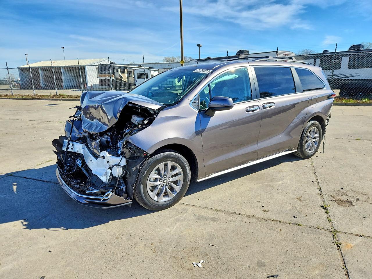 2024 Toyota Sienna VIN 5TDYSKFC8RS124909 photo 1