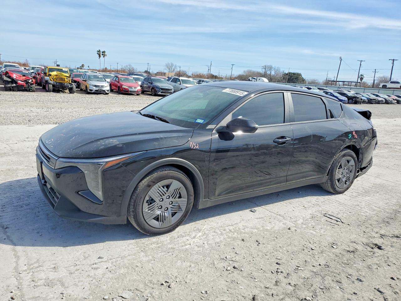 2025 Kia K4 lx VIN 3KPFT4DE8SE179459 photo 1