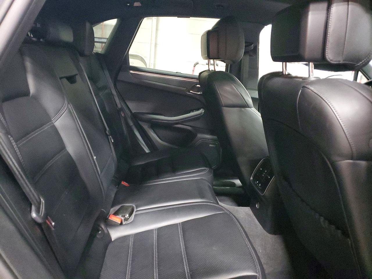 2017 PORSCHE Macan VIN WP1AG2A54HLB56279 photo 10