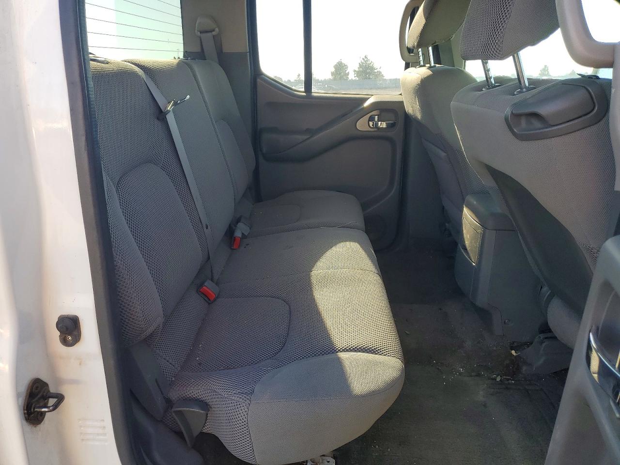 2010 NISS Frontier VIN 1N6AD0FV0AC423833 photo 10