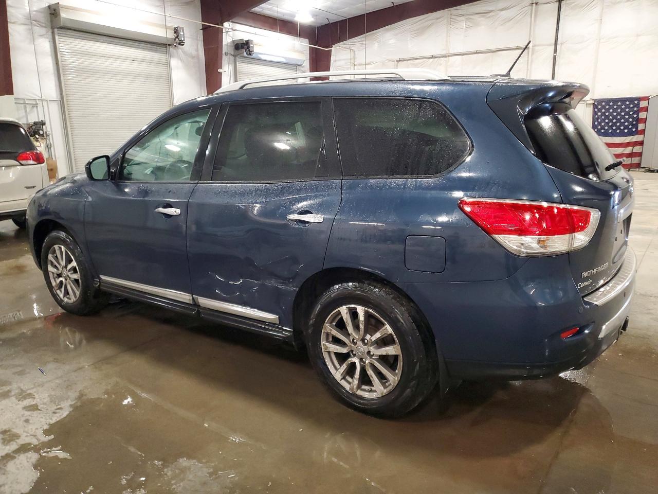 2015 NISS Pathfinder VIN 5N1AR2MM1FC616991 photo 2