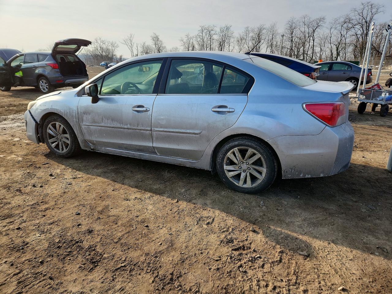 2015 Subaru Impreza VIN JF1GJAC67FH009554 photo 2