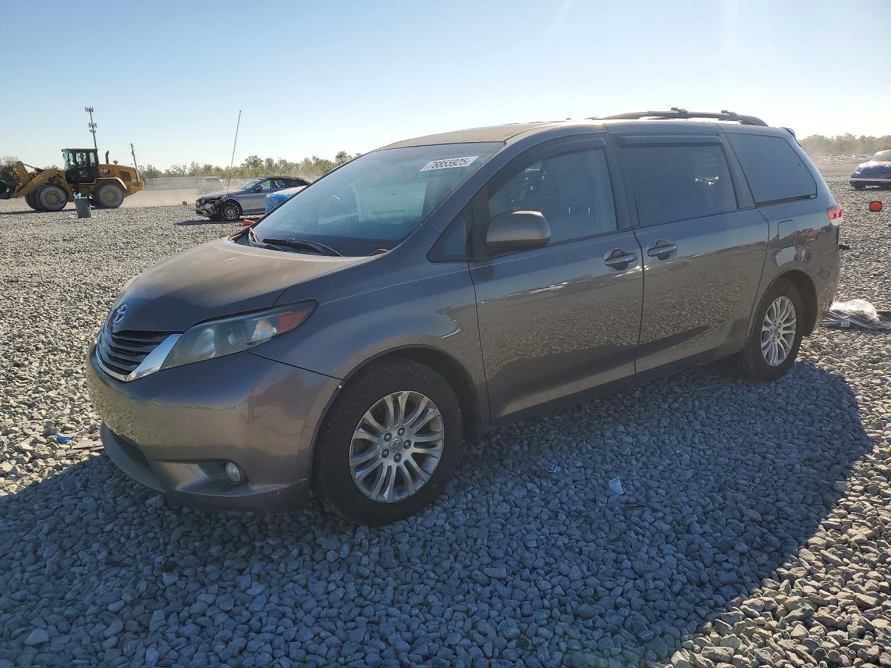 2011 Toyota All models VIN 5TDYK3DC4BS079112 photo 1