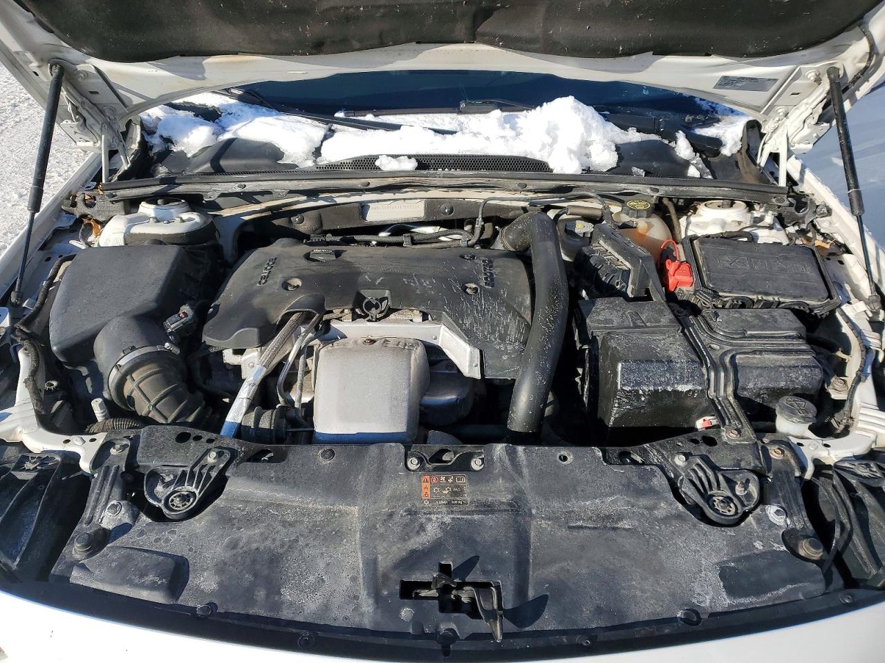 2018 Regal VIN W04GV8SX9J1155922 photo 12