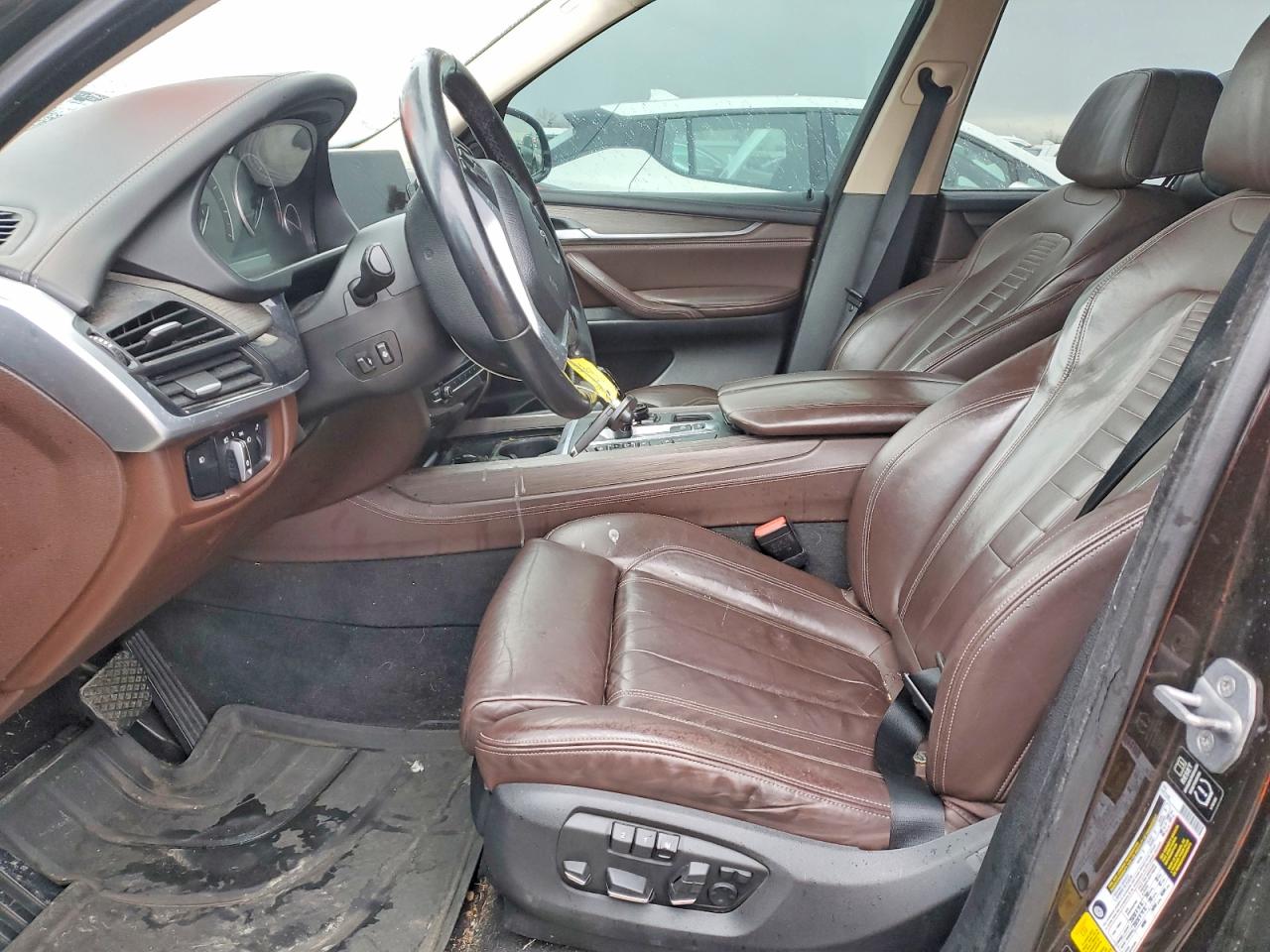 2014 BMW X5 VIN 5UXKR6C54E0C03992 photo 7