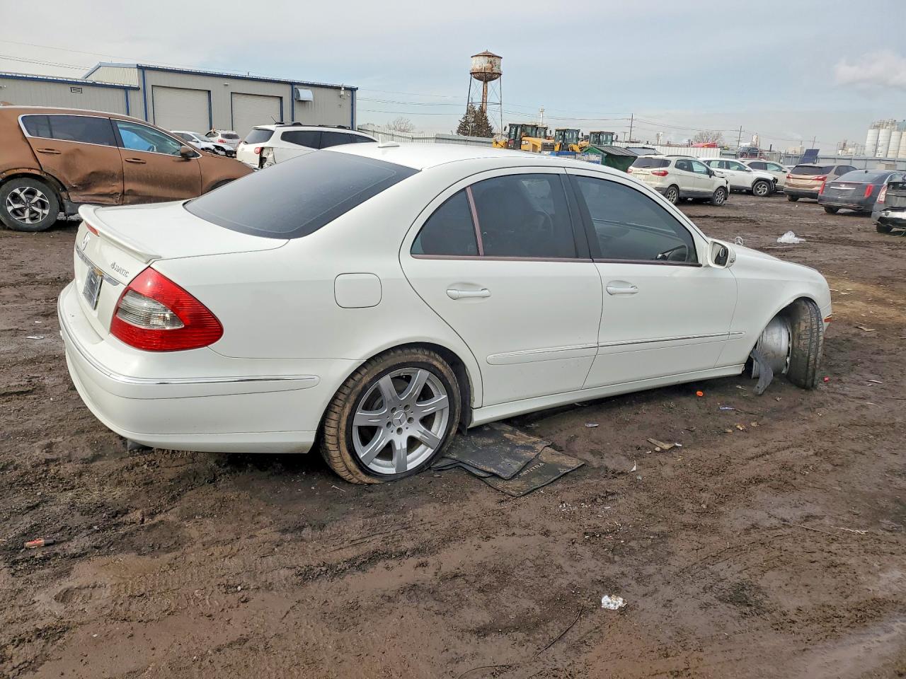 2008 Mercedes-Benz E-class VIN WDBUF87X38B243818 photo 3