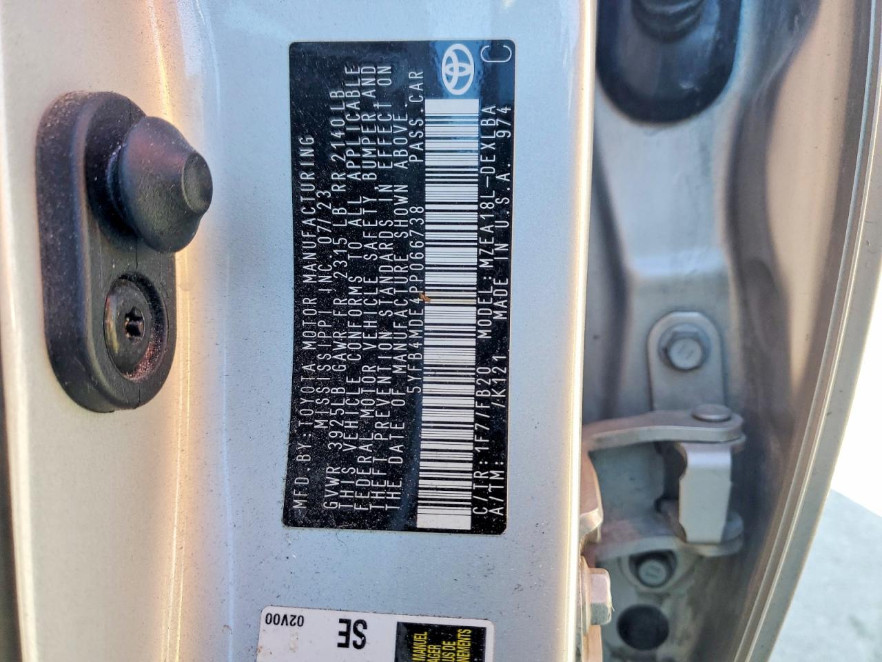 2023 Toyota Corolla VIN 5YFB4MDE4PP066738 photo 12