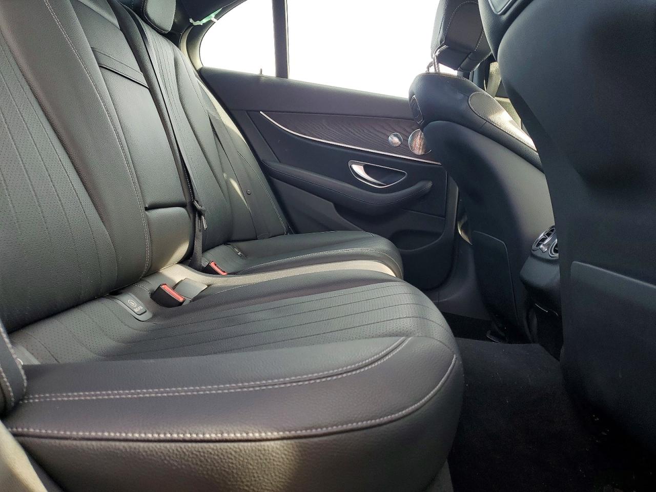 2018 Mercedes-Benz E-class VIN WDDZF4KB8JA465476 photo 10