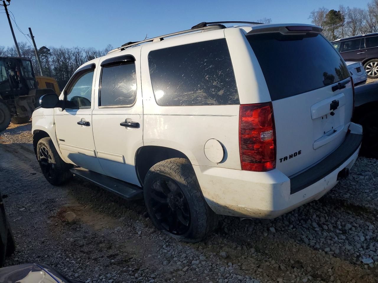 2012 Chevrolet Tahoe VIN 1GNSKBE02CR179673 photo 2