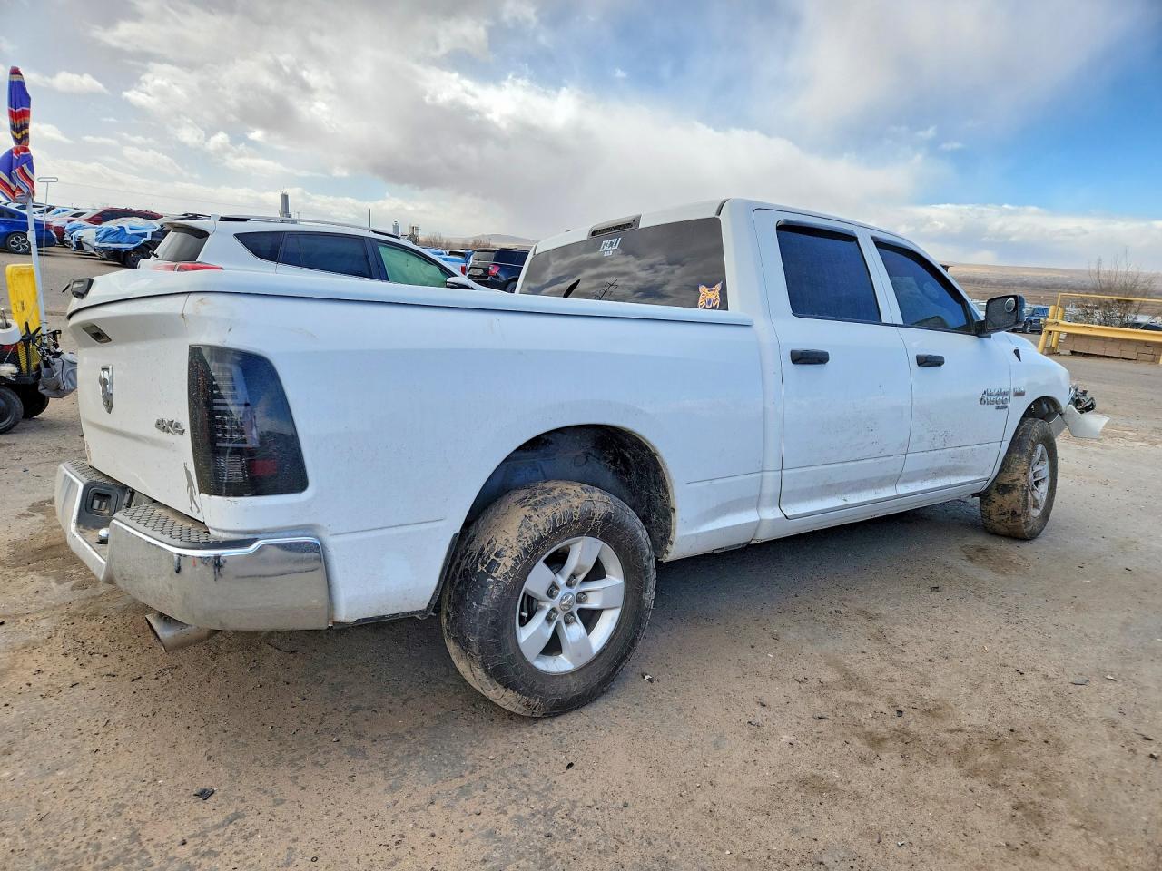 2022 Ram 1500 classic VIN 1C6RR7ST7NS139445 photo 3