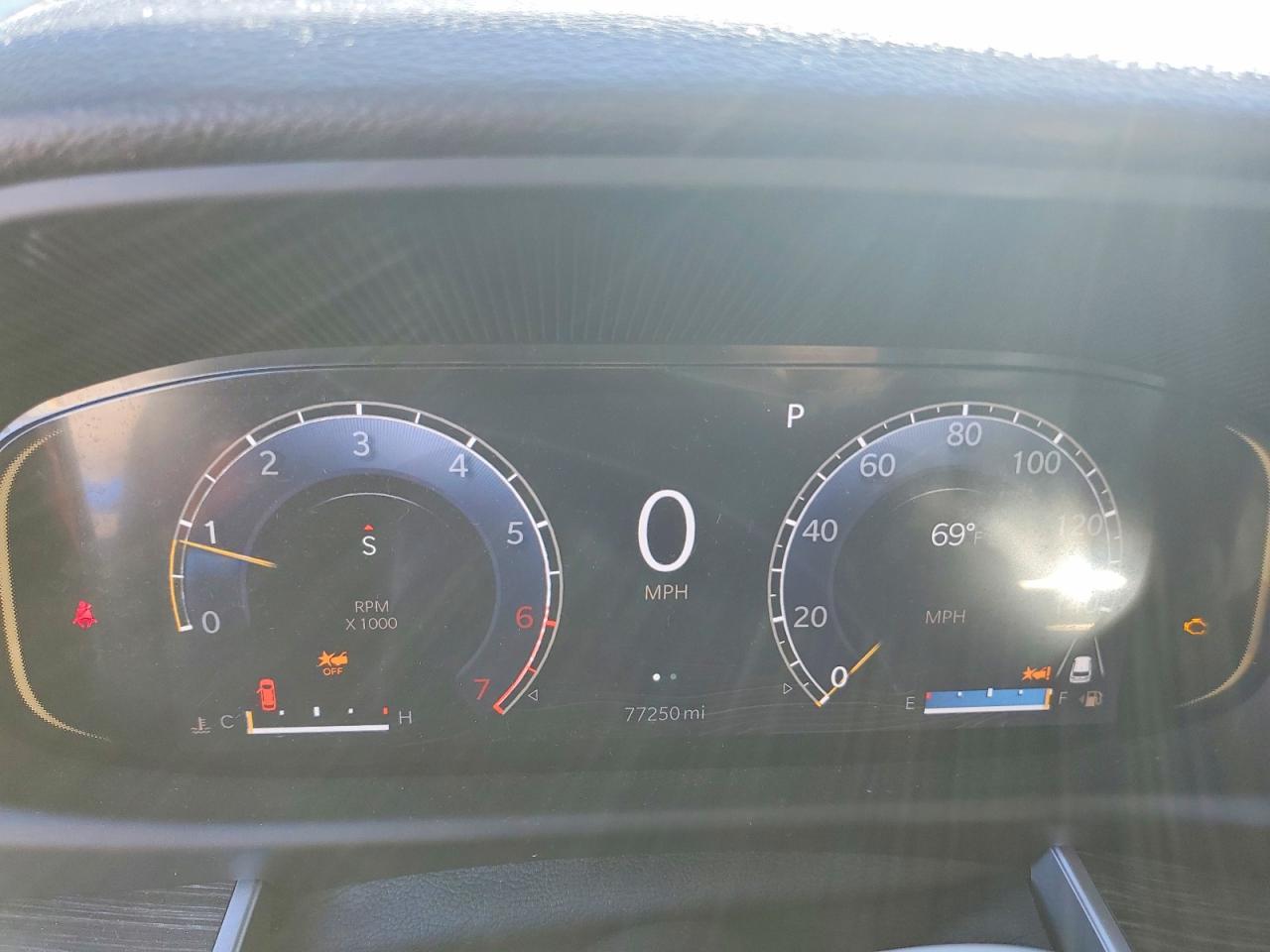 2022 Jeep Wagoneer VIN 1C4SJUBTXNS147930 photo 9