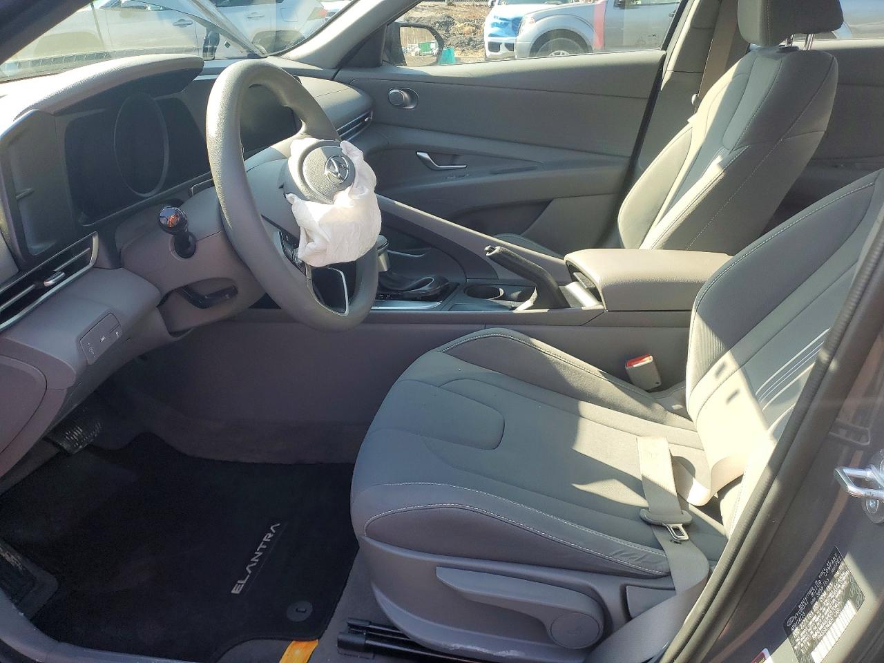 2023 Hyundai Elantra VIN KMHLM4AG3PU570402 photo 7
