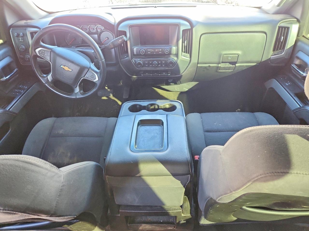 2015 Chevrolet All models VIN 3GCUKREC0FG423944 photo 8