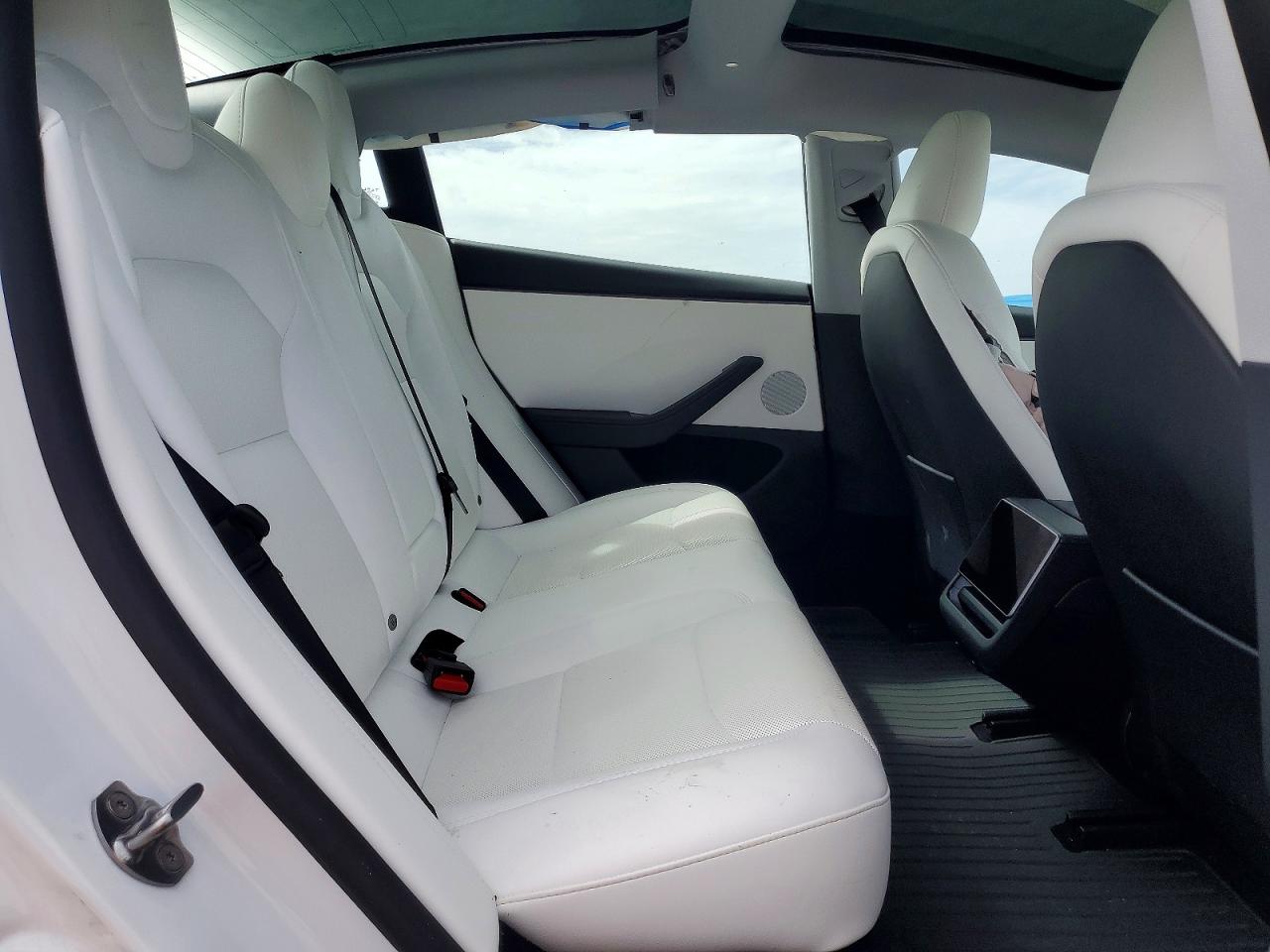 2026 Tesla Model 3 VIN 5YJ3E1EA9TF134792 photo 10