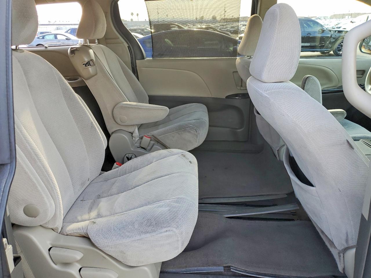 2013 Toyota All models VIN 5TDKK3DC2DS357451 photo 11