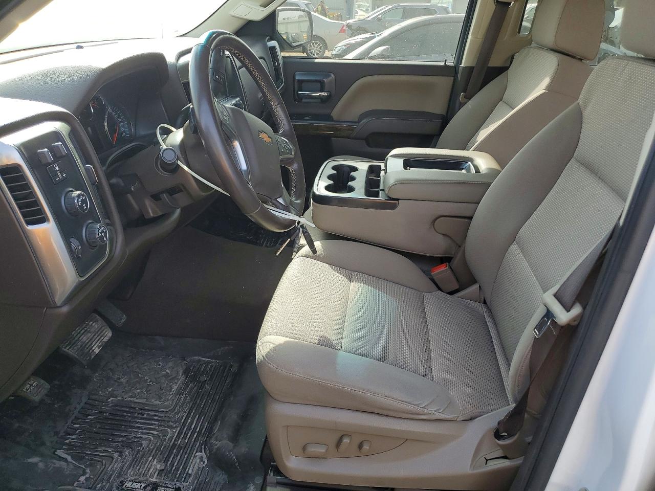2018 Chevrolet All models VIN 3GCUKREC4JG550642 photo 7