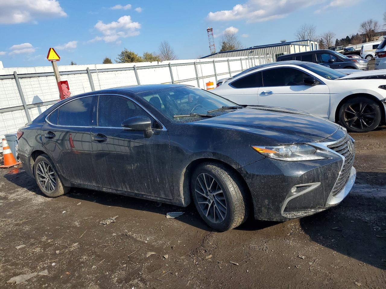 2017 Lexus ES350 VIN 58ABK1GG1HU059966 photo 4