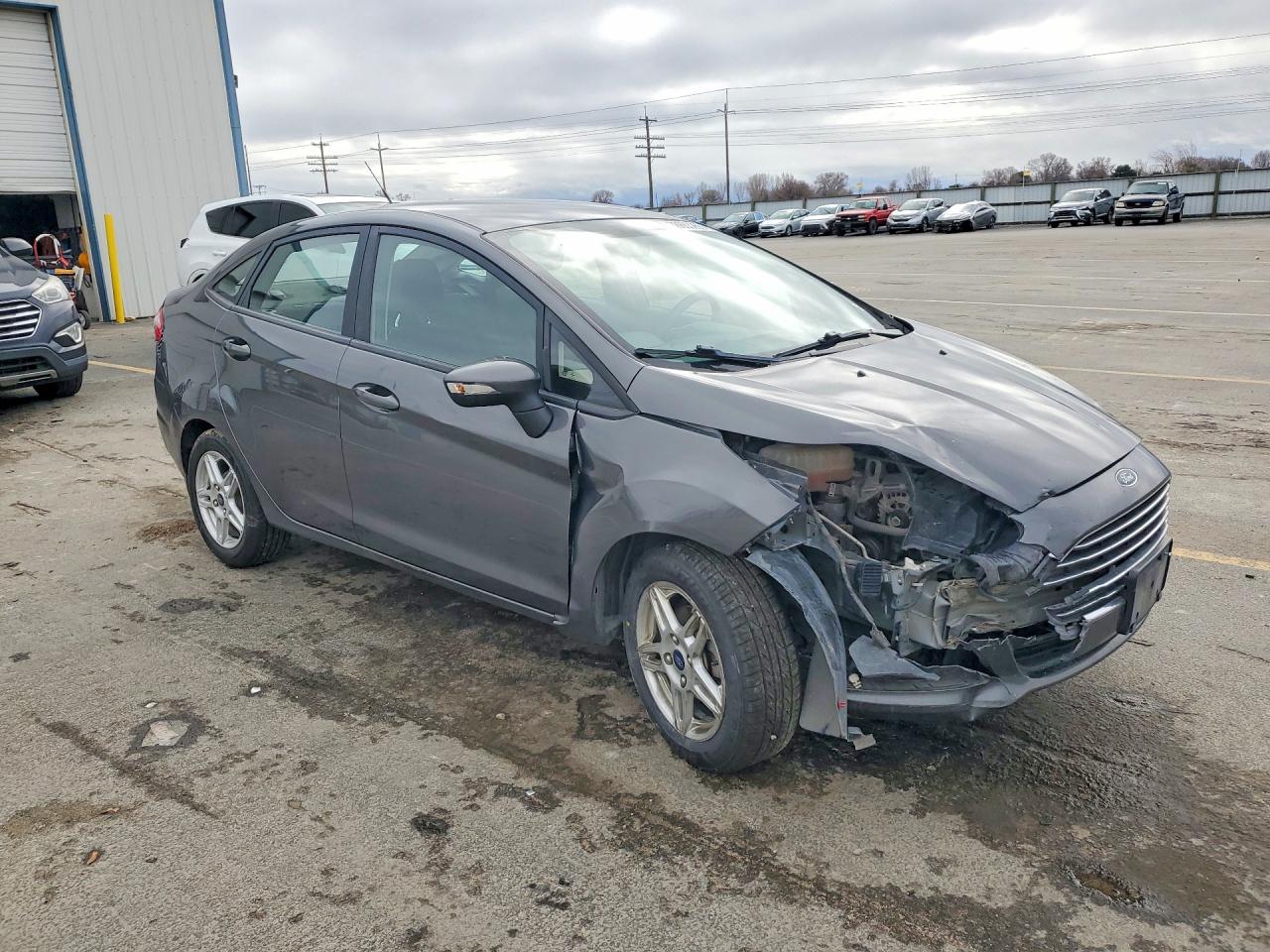 2019 Ford Fiesta se VIN 3FADP4BJ5KM142540 photo 4