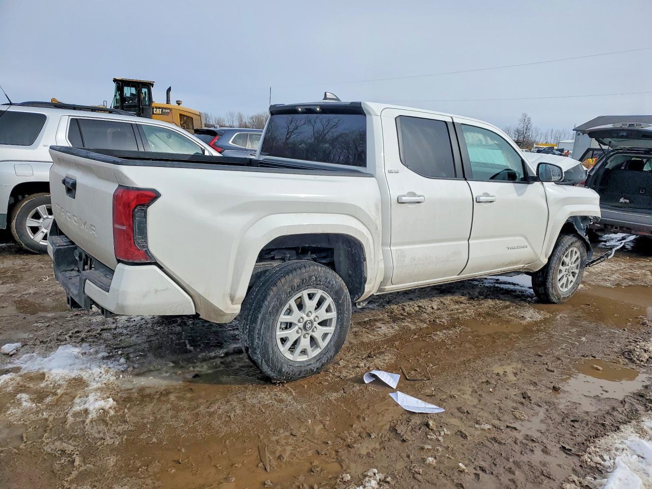 2026 Toyota Tacoma VIN 3TMKB5FN3TM058575 photo 3