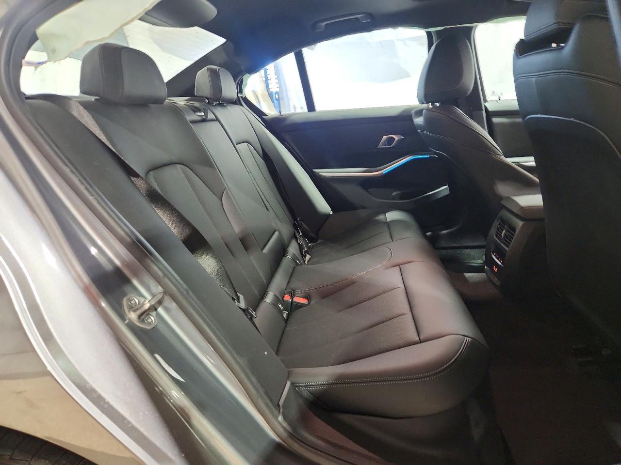 2026 BMW 3 series VIN 3MW89CW07T8F89606 photo 10