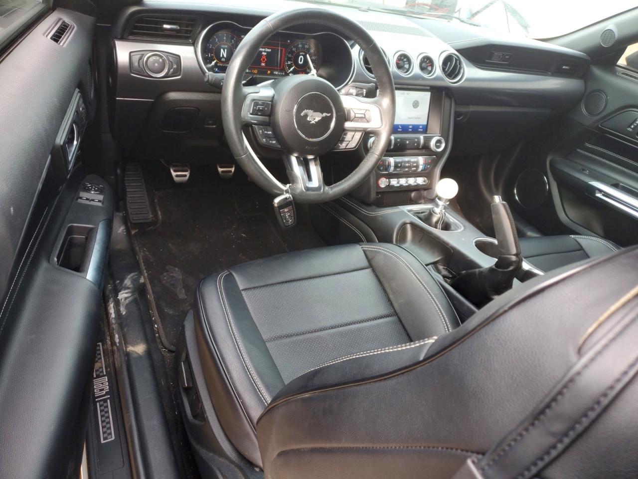2022 Ford Mustang VIN 1FA6P8R01N5554218 photo 8
