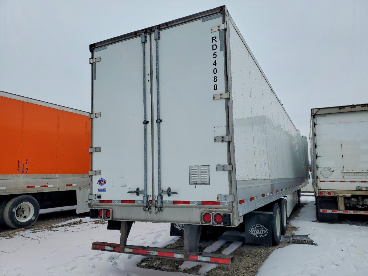 2023 UTILITY All models VIN 1UYVS253XP3881220 photo 4