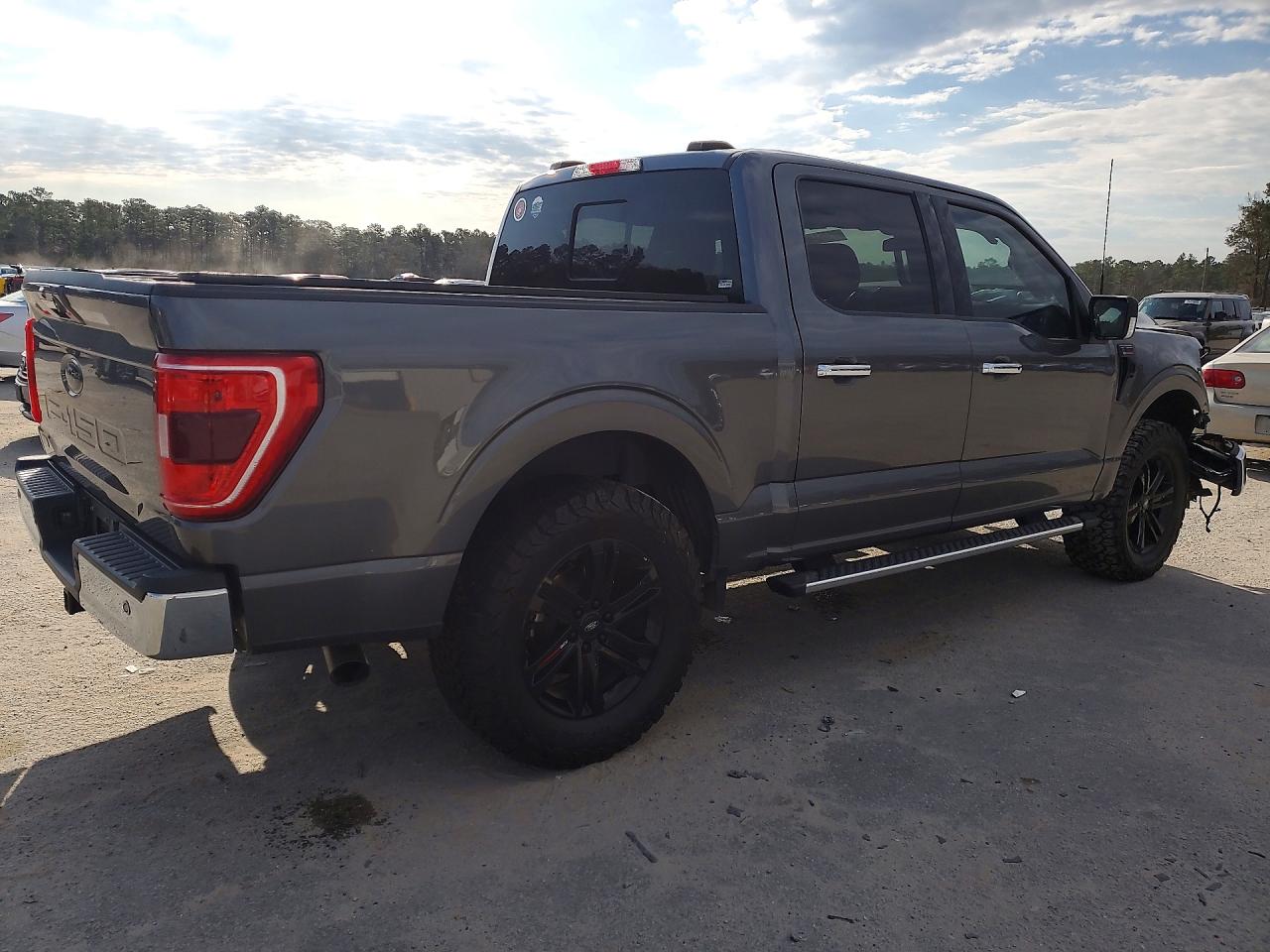 2023 Ford F-150 VIN 1FTEW1C56PKD92630 photo 3